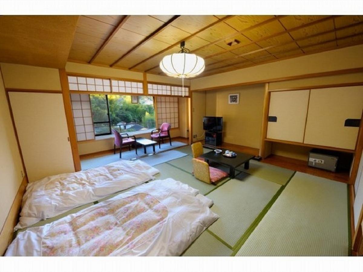 Izu Nagaoka Kinjokan Izunokuni Exterior photo